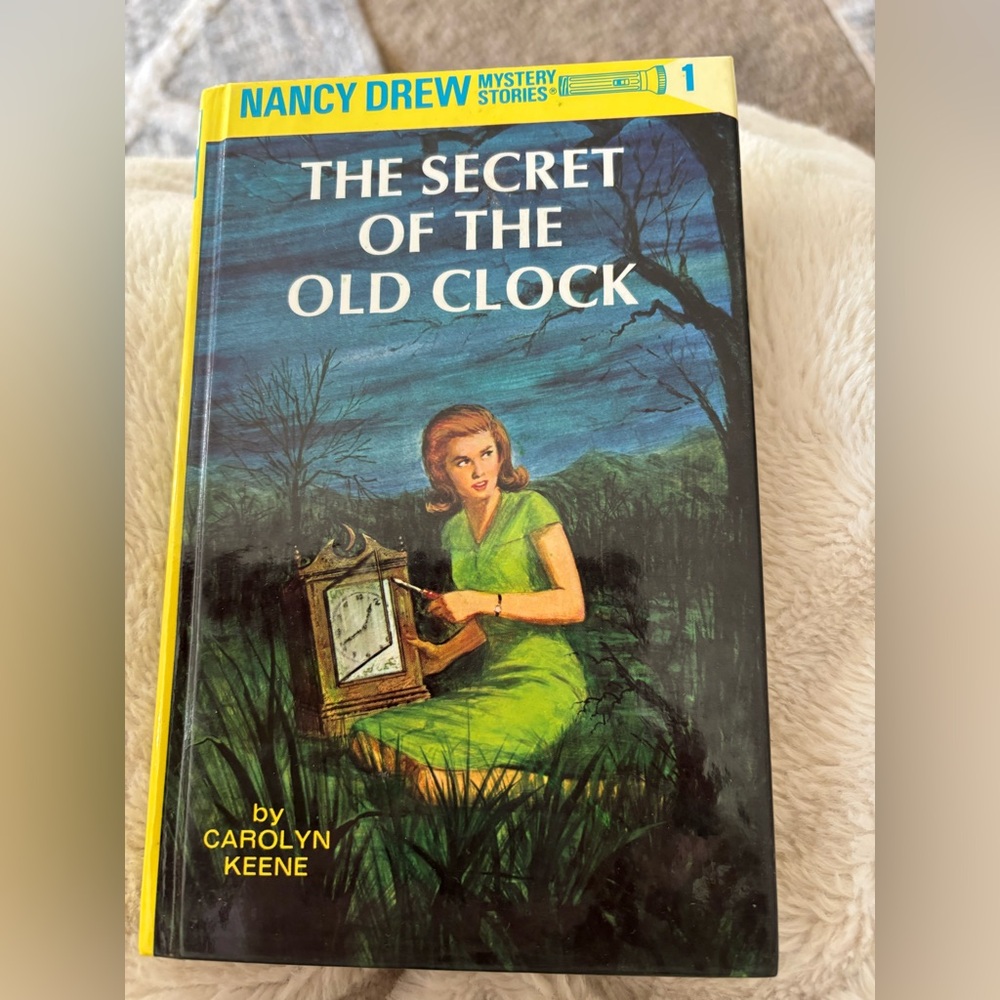 Nancy Drew Mystery Stories Book 1